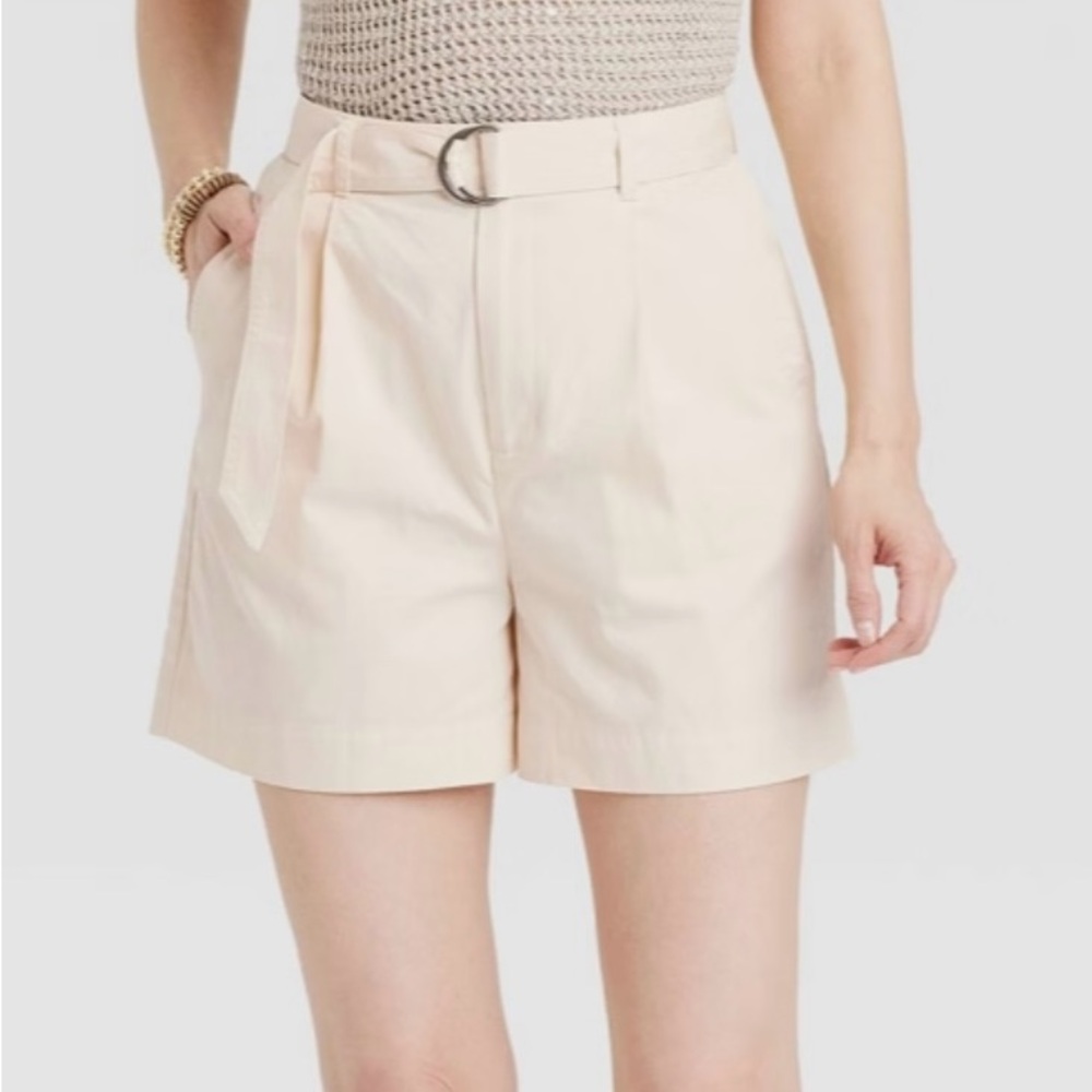 Women's Cream Belted Shorts Size 16